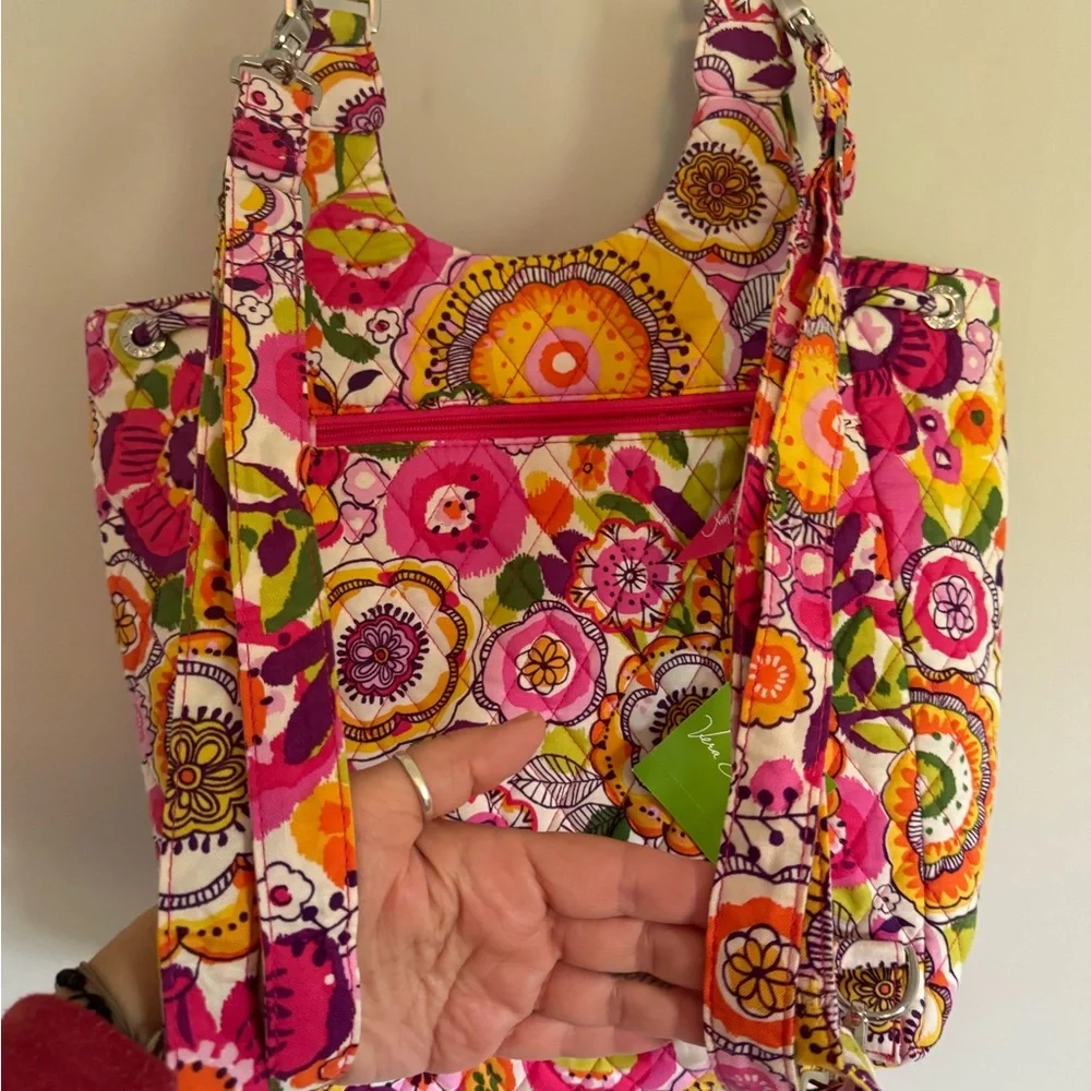 NWT Vera Bradley backpack convertible tote in Clementine pattern - Picture 5 of 15